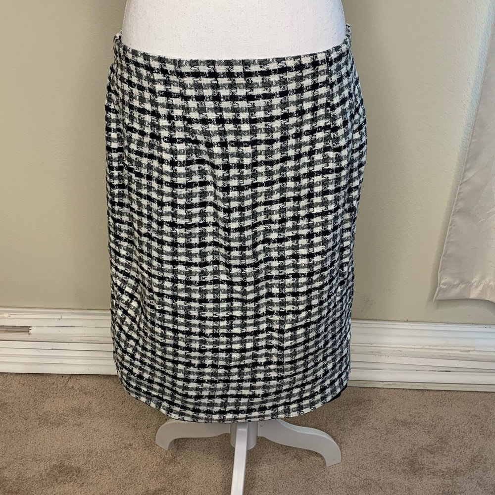 AVENUE: Vintage - White Plaid Skirt - Size 16